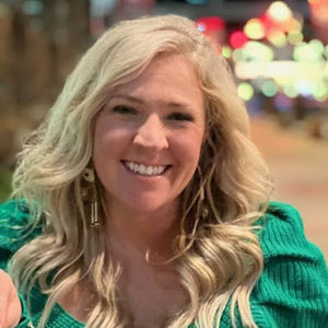 Meet your Posher, Caroline